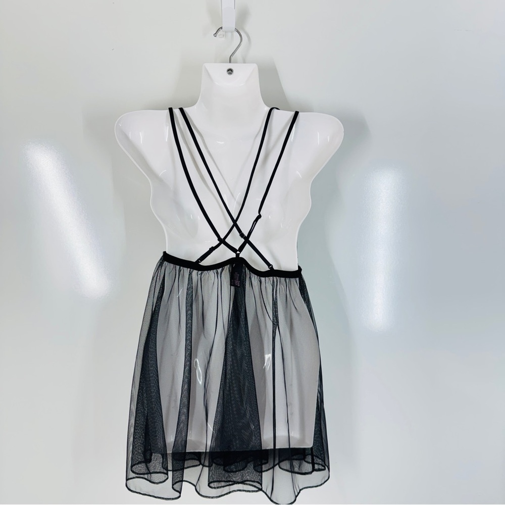 Victoria’s Secret Sheer Black Lace Babydoll Lingerie Chemise Strappy Back Small - Picture 2 of 7